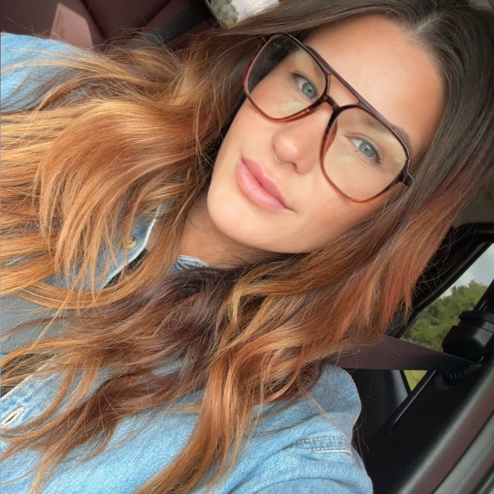 Meet your Posher, Jenna